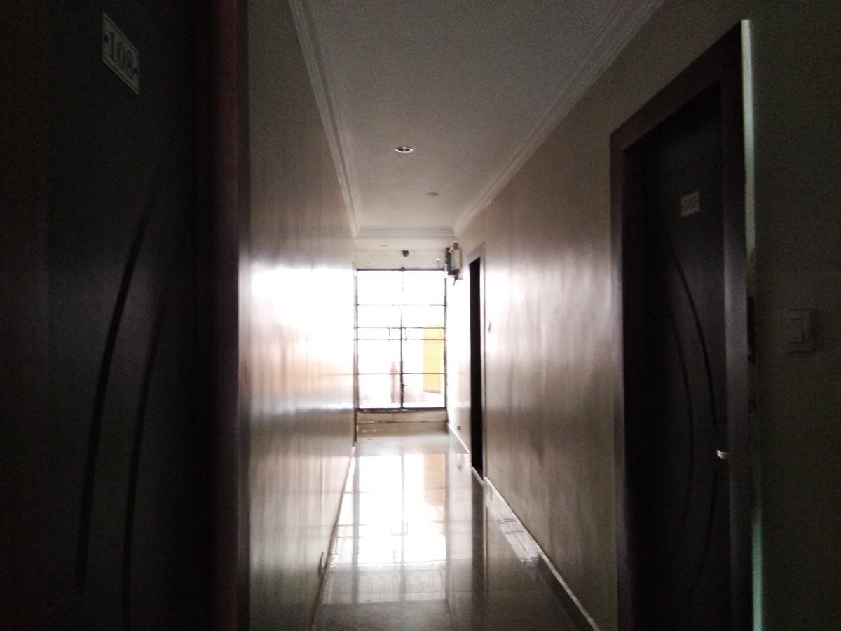 Hotel Adarsh Residency Tirupati Eksteriør bilde